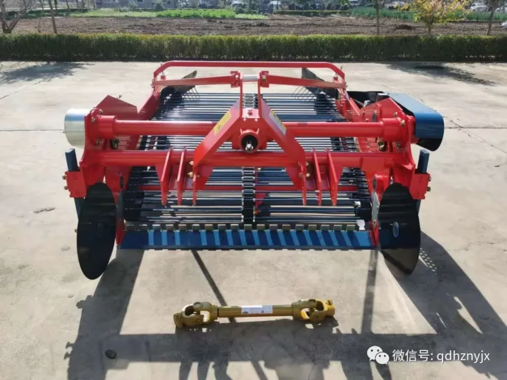 4U-160D新款动刀薯类收获机