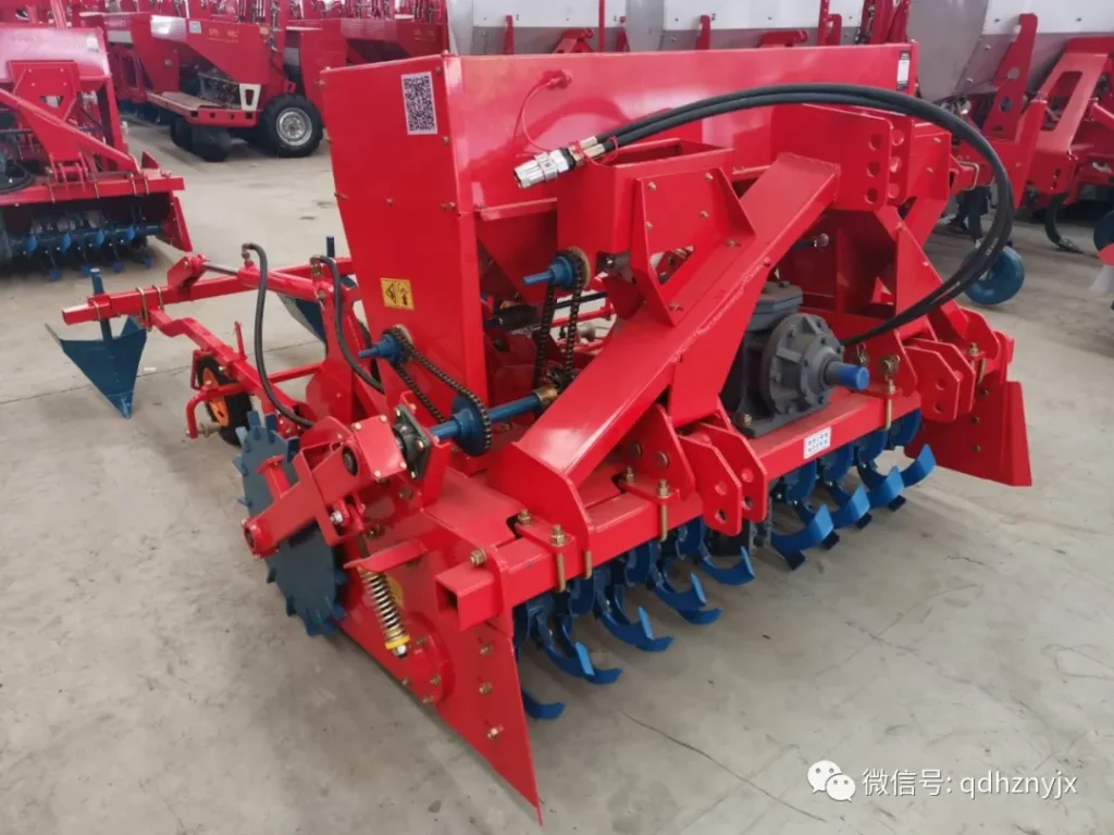 2CM-2/1H型双垄单行红薯起垄机